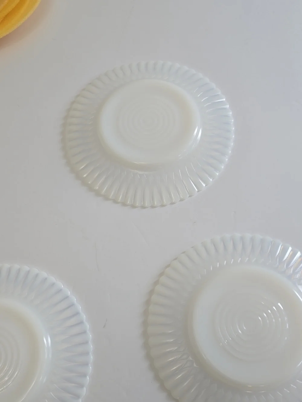Vintage MacBeth Evans Set Of 8 Ringed Base Petalware Monax Bread Plates White 6